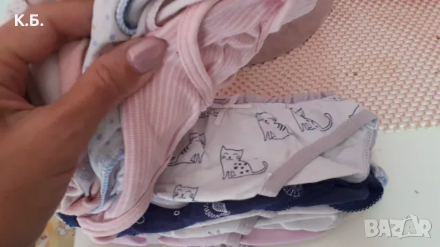 Подарявам гащички за момиченце 3/4год, снимка 4 - Детско бельо и бански  - 47640132