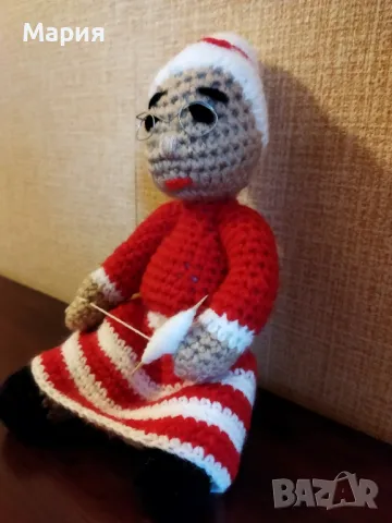 Плетена баба Марта , снимка 5 - Плюшени играчки - 49088102