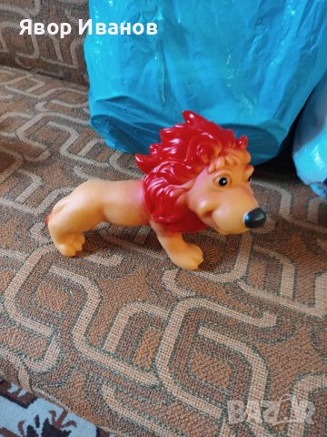 Продавам пеещи играчки, книжки, синтезатор, разни играчки, снимка 9 - Електрически играчки - 40191341