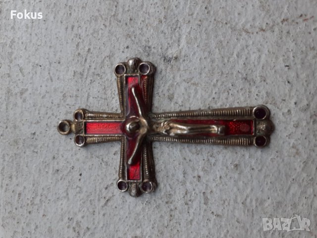 Стар бронзов кръст с емайл, снимка 2 - Антикварни и старинни предмети - 39943472