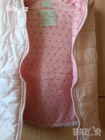 Елек/ Грейка, снимка 3 - Детски якета и елеци - 38656562