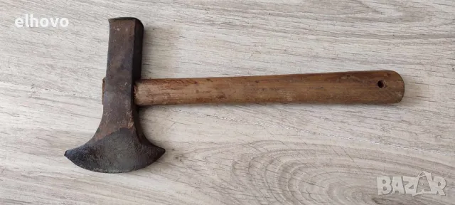 Малка брадва чук