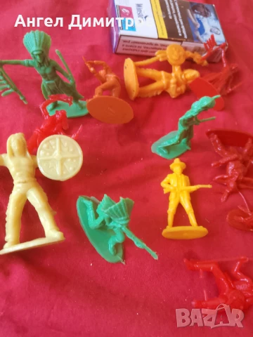 15 каубои и индианци , снимка 2 - Колекции - 51159120