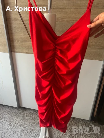 Червена къса рокля със тънки презрамки, снимка 3 - Рокли - 51271694