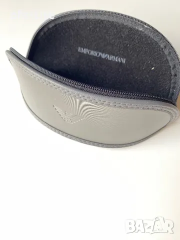 ✅ Калъф 🔝 Emporio Armani, снимка 1 - Слънчеви и диоптрични очила - 47571305