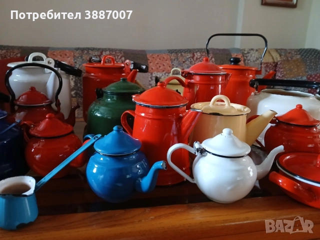 Ретро/Соц/Емайлирани Чайници, снимка 8 - Антикварни и старинни предмети - 52361171