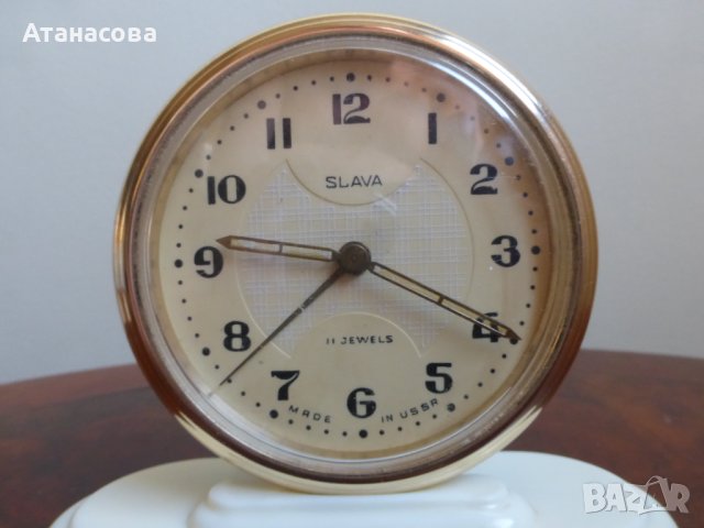 Будилник Слава с поставка син часовник, снимка 3 - Антикварни и старинни предмети - 43805309