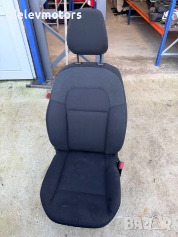 Дясна седалка от Dacia Jogger, задни седалки 1.0 TCe Eco-G LPG, 91 кс., 2023, 6 кс., двигател H4D480