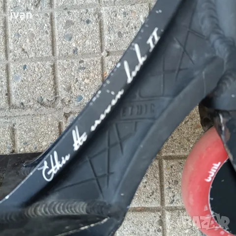 Къстъм тротинетка за трикове, снимка 7 - Скутери и тротинетки - 47718224