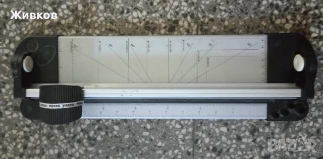 Ръчна ролкова резачка за хартия