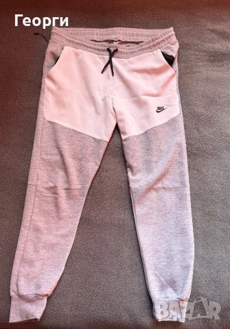 Nike , снимка 2 - Спортни дрехи, екипи - 52443170