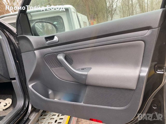 Фолксваген голф 5 1.4i 80кс. само на части, снимка 7 - Автомобили и джипове - 40063552