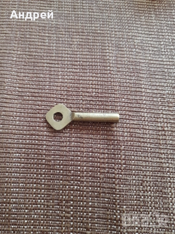 Стар метален ключ #18