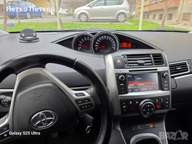 Продавам Тойота Версо 2014г , снимка 6 - Автомобили и джипове - 52997555