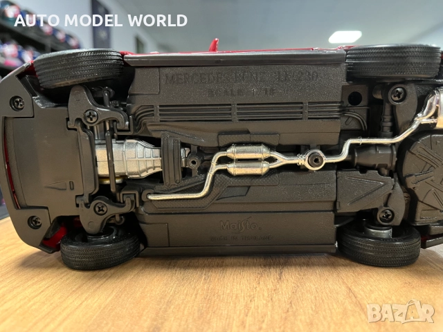 МАISTO колекционерски модел MERCEDES-BENZ SLK200 2000 г. 1:18 мащаб, снимка 8 - Колекции - 52879209