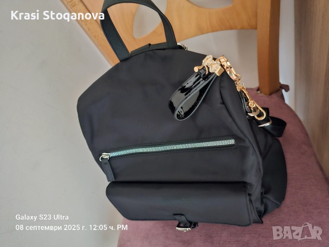 Раничка CARPISA Made in Italy , снимка 7 - Раници - 51640503