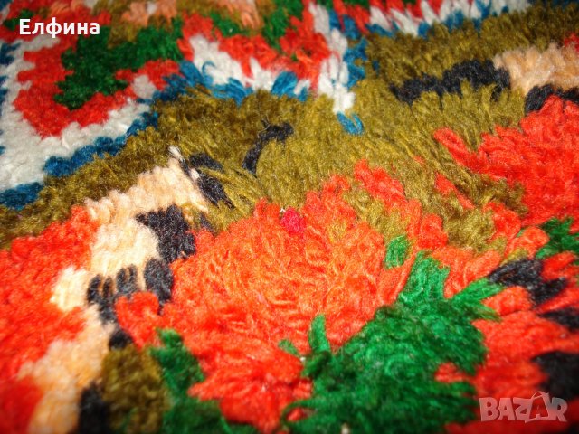 Изключително красив Губер (китеник, одеало, килим )- пъстър и колоритен,вълнен, с ярки, шарени, цвет, снимка 4 - Килими - 27450221