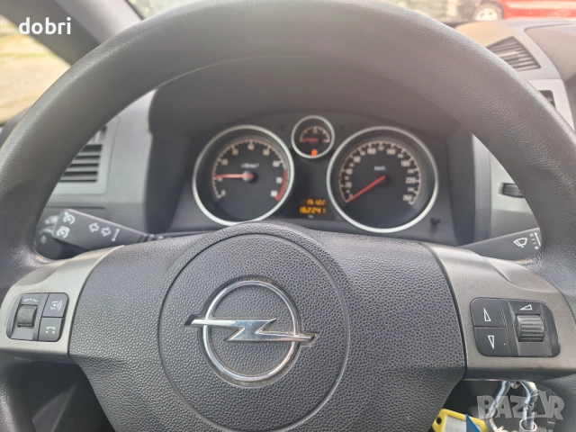 Опел Зафира 1.6 klimatik 7места, снимка 7 - Автомобили и джипове - 51973991