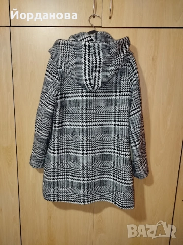 Дамско палто с качулка, снимка 4 - Палта, манта - 52829156