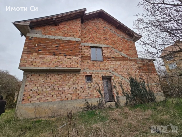 Триетажна къща, снимка 3 - Къщи - 52321000