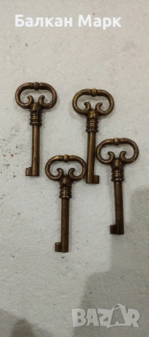 Декоративен винтидж ключ/ове за мебели – 7 см
