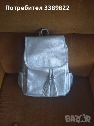 Дамска раница 