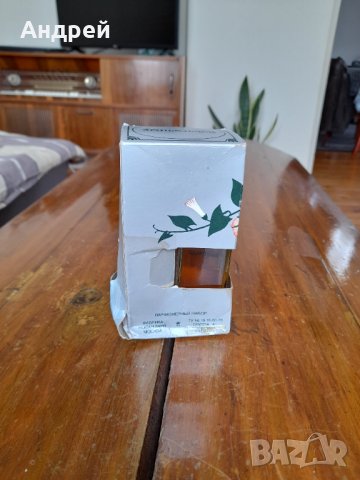 Стар парфюм Духи Подарочньiе, снимка 1 - Други ценни предмети - 32489759