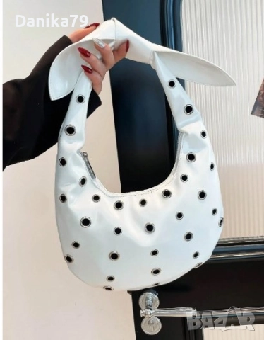 Бяла дамска чанта, снимка 3 - Чанти - 52330298