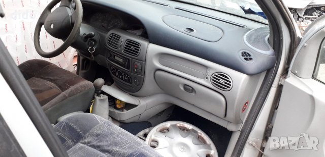  Renault Scenic 1.6 16V НА ЧАСТИ, снимка 6 - Автомобили и джипове - 27882563