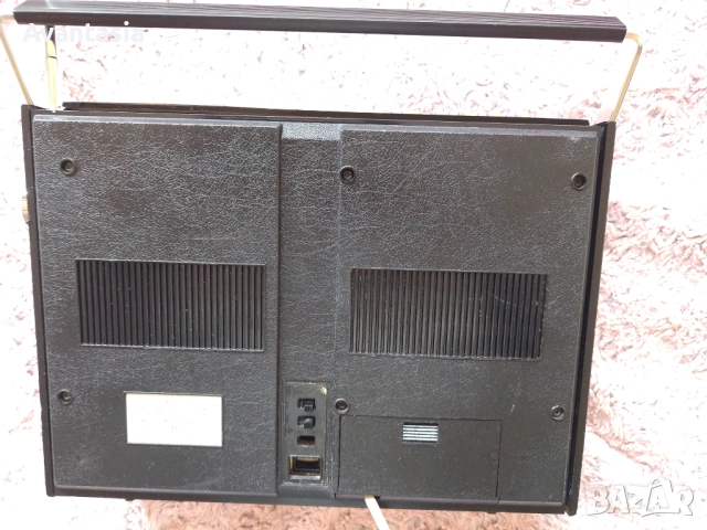 Радиокасетофон, снимка 6 - Радиокасетофони, транзистори - 52814222