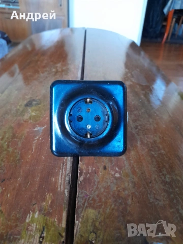 Стар електрически контакт #33