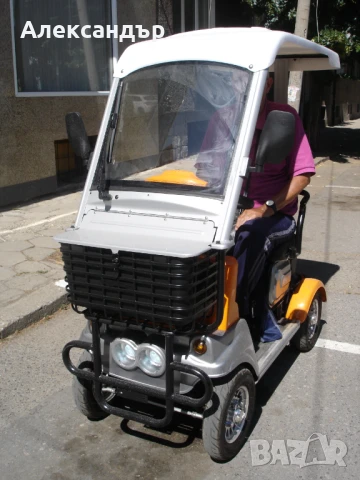 Електрическа четириколка с ПОКРИВ CARGO LUX