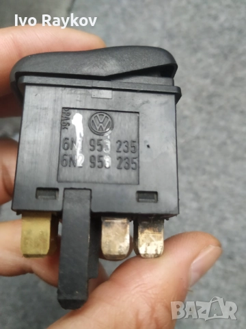  Бутон Аварийни Светлини Сеат Ароса , VW Поло ,Кади, 6N1953235, снимка 2 - Части - 52164600