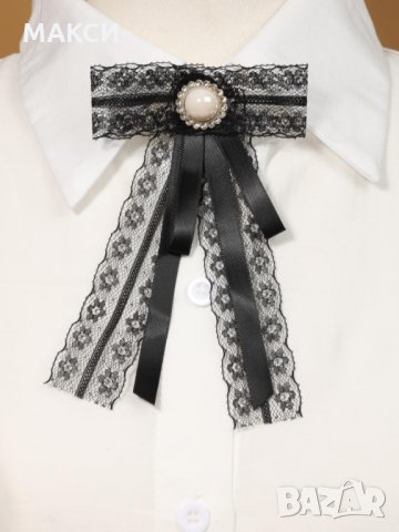 Стилен аксесоар/жалейка за ревер с перлена декорация с дантела и сатенена панделка в черно