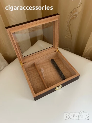 Стилен хумидор за пури – кедрово дърво, до 20 пури | 2 цвята, снимка 3 - Табакери - 47351628