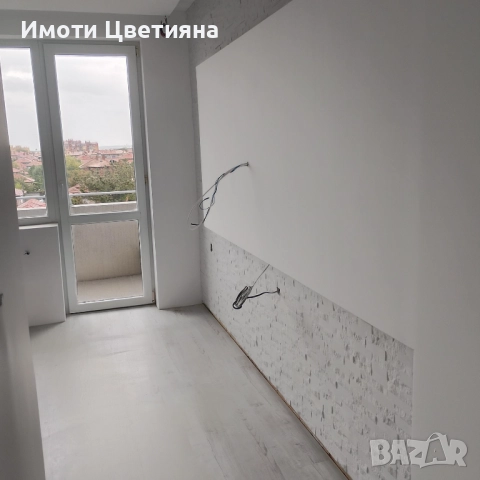 Луксозен апартамент 200 кв.м в центъра на Нова Загора, снимка 14 - Апартаменти - 51940089