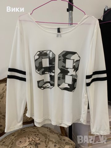 Дамска блуза в размер S, снимка 2 - Блузи с дълъг ръкав и пуловери - 43989077