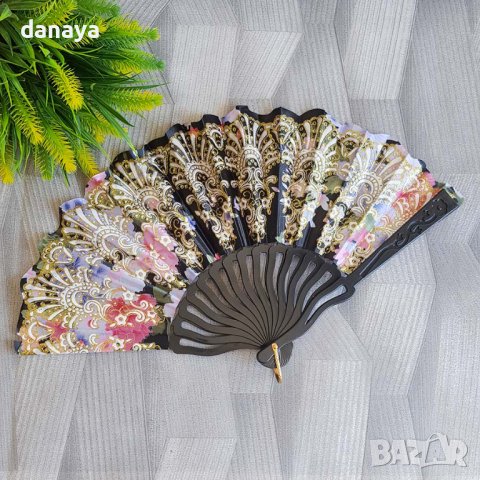 2918 Дамско ветрило за разхлаждане с принт на цветя