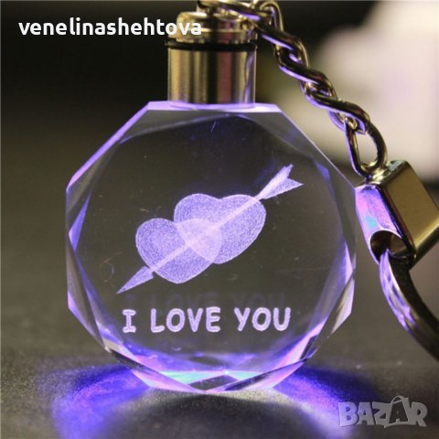 Светещи LED ключодържатели сърца със стрела I love you , снимка 1 - Други - 39217774