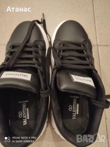 Продавам обувки , снимка 2 - Маратонки - 52198399