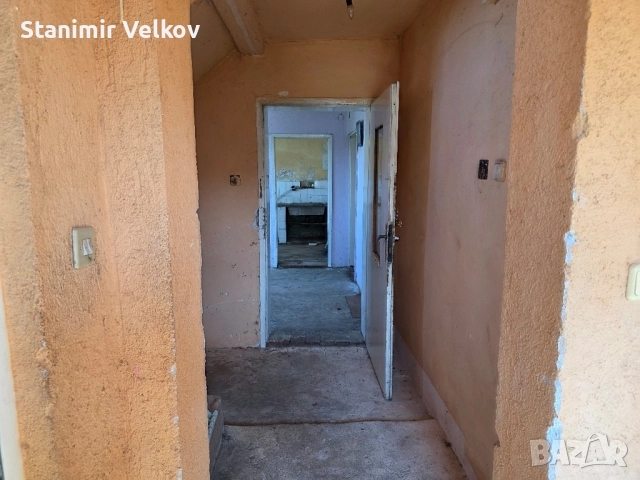 Двуетажна Къща с таван Тополовград, снимка 6 - Къщи - 51653627