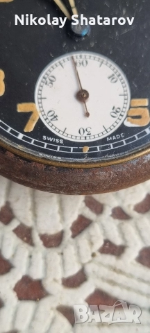 Стар военнен часовник , снимка 3 - Антикварни и старинни предмети - 52688543