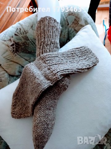 Ръчно плетени мъжки чорапи от вълна размер 39, снимка 2 - Мъжки чорапи - 39737634