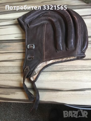 Стара парашутистка шапка