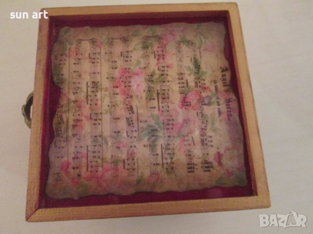 винтидж кутийка  в червено за бижута-hand made, снимка 14 - Подаръци за жени - 43303081