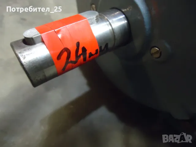 Монофазен електромотор 1,1KW - 2900 об/м., снимка 2 - Електродвигатели - 48203079