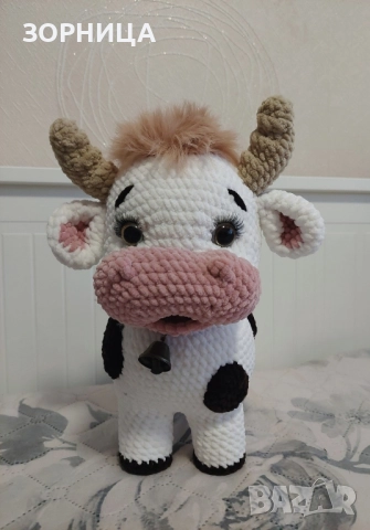 Плетена играчка кравичка, снимка 2 - Плюшени играчки - 51435657