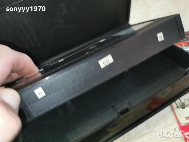 НЕОНОВИЯТ ГРАД-VHS TAPE 1912251830, снимка 10 - Други жанрове - 52850036