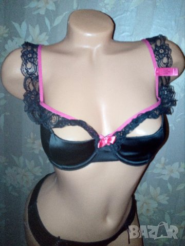 Hunkemöller private collection  70 D-Перфектен секси сатенен сутиенн, снимка 1