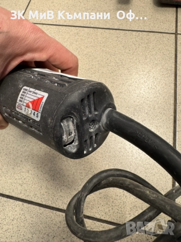 Ъглошлайф Makita 9565CVR, снимка 3 - Други инструменти - 52804140